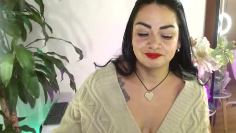 Snapshot of xamara1124 chatting on 02-17-25, 01:58 XAMARA1124 online show from 02-17-25, 01:58
