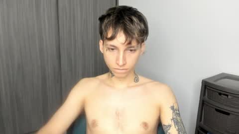 Snapshot of xamyu chatting on 05-10-26, 03:23 Xam online show from 05-10-26, 03:23