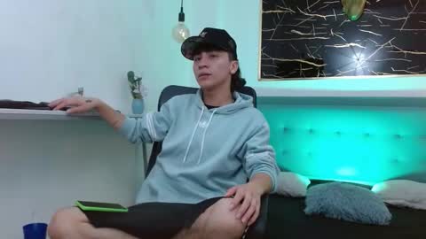 xandergrey8 online show from 02-03-26, 07:08