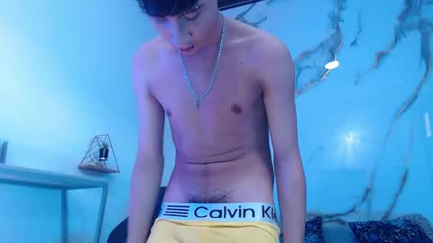 xandergrey8 online show from 05-04-26, 07:32