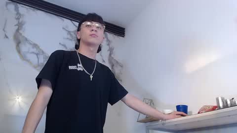 xandergrey8 online show from 05-11-26, 07:22