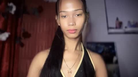 Snapshot of xandraluxe_xoxo chatting on 02-11-26, 12:15 Cassandra online show from 02-11-26, 12:15