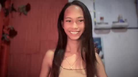 Snapshot of xandraluxe_xoxo chatting on 02-19-26, 02:51 Cassandra online show from 02-19-26, 02:51