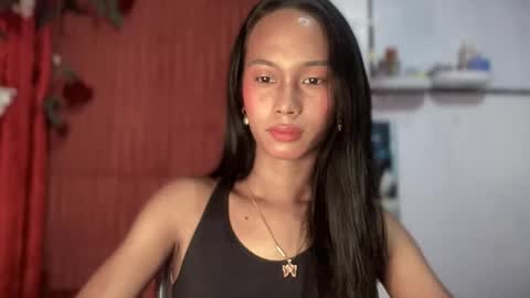 Snapshot of xandraluxe_xoxo chatting on 02-27-26, 02:22 Cassandra online show from 02-27-26, 02:22