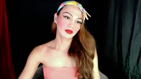 Snapshot of xangel_redx chatting on 03-23-26, 09:52 ANGEL online show from 03-23-26, 09:52