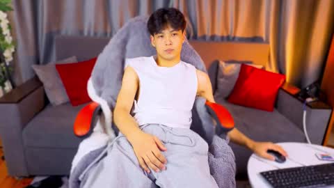 Snapshot of xannell chatting on 01-14-26, 08:53 Elvin online show from 01-14-26, 08:53