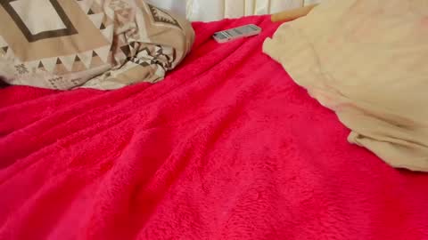       S A R A      100K followers online show from 12-19-24, 11:18
