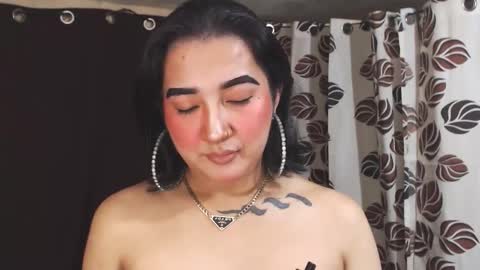 Snapshot of xasianempressx chatting on 01-10-25, 07:11 Nira NOT INTO CHEAP GUYS online show from 01-10-25, 07:11