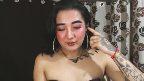 Snapshot of xasianempressx chatting on 01-21-25, 11:24 Nira NOT INTO CHEAP GUYS online show from 01-21-25, 11:24