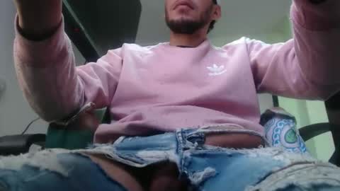 Snapshot of xavicock24 chatting on 03-18-26, 02:09 xavicock24 online show from 03-18-26, 02:09