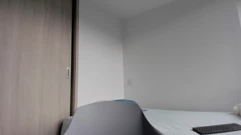 Xavier online show from 02-17-25, 07:42