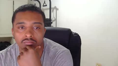 Xavier Miller online show from 05-03-26, 04:24