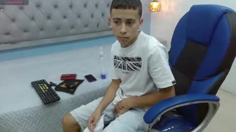 xavii_18_ online show from 02-12-25, 06:51