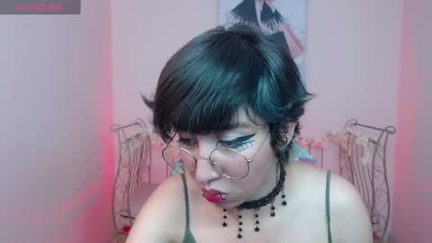 Xayah online show from 12-22-24, 04:48