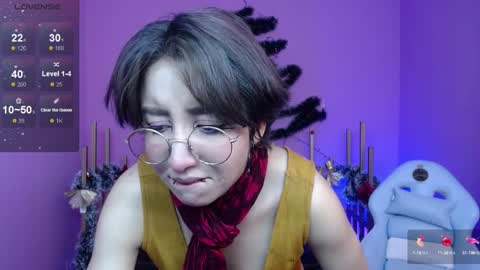 Xayah online show from 12-28-24, 01:06