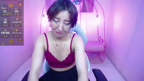 Xayah online show from 01-13-25, 04:41