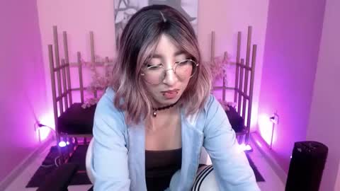 Xayah online show from 02-18-25, 01:55