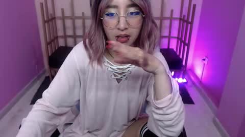 Xayah online show from 02-20-25, 02:13