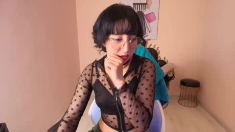 Xayah online show from 03-03-25, 01:20