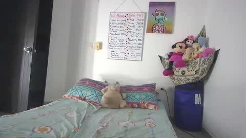 xayah_y_rakan online show from 12-18-24, 09:58