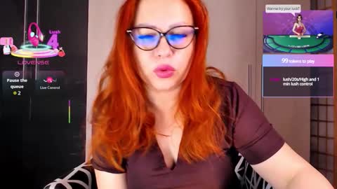 Snapshot of xcleo chatting on 01-11-26, 04:01 Cleo online show from 01-11-26, 04:01