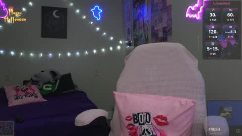 spoil me here  online show from 10-12-25, 11:20