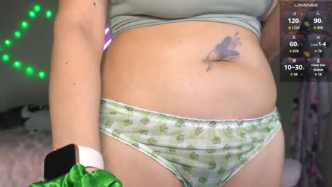 Snapshot of xclusivesecrets chatting on 02-23-26, 07:11 spoil me here online show from 02-23-26, 07:11