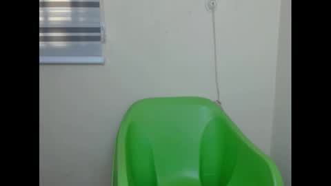 Snapshot of xcreamypussy chatting on 12-10-24, 11:00 xcreamypussy online show from 12-10-24, 11:00