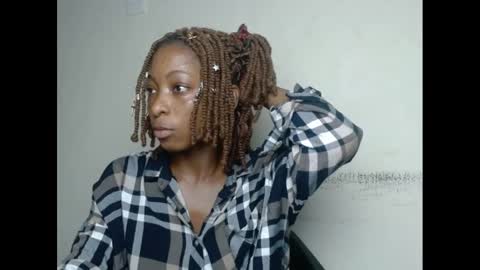 Snapshot of xcreamypussy chatting on 12-26-24, 08:11 xcreamypussy online show from 12-26-24, 08:11