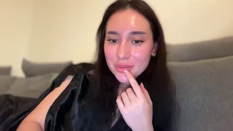 XCuteXbunny online show from 10-22-25, 09:36