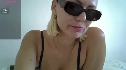 Daisy Hansen online show from 02-08-25, 11:33