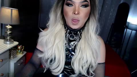 Snapshot of xdirtyflirtyx chatting on 09-21-25, 05:47 Zhavia online show from 09-21-25, 05:47