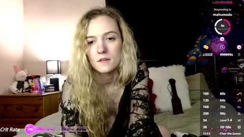 Snapshot of xelliee_rosex chatting on 02-02-25, 04:43 EllieeRose online show from 02-02-25, 04:43