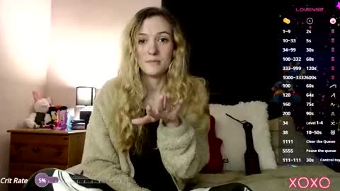 Snapshot of xelliee_rosex chatting on 02-21-25, 11:54 EllieeRose online show from 02-21-25, 11:54