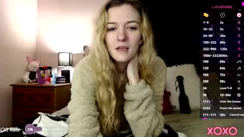 Snapshot of xelliee_rosex chatting on 03-01-25, 10:42 EllieeRose online show from 03-01-25, 10:42