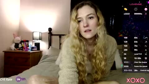 Snapshot of xelliee_rosex chatting on 03-08-25, 04:39 EllieeRose online show from 03-08-25, 04:39