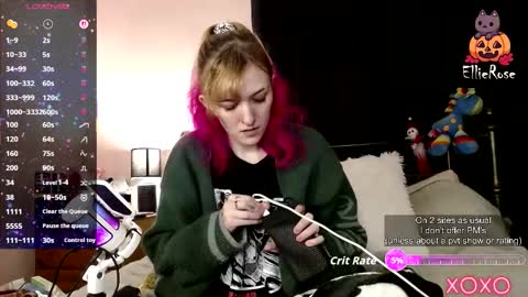 Snapshot of xelliee_rosex chatting on 02-17-26, 03:36 EllieeRose online show from 02-17-26, 03:36