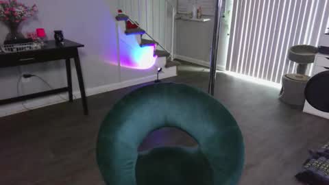 Snapshot of xenaluvss chatting on 02-08-26, 04:43 Goddess Xena online show from 02-08-26, 04:43