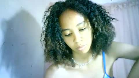 xenna610827 online show from 01-12-25, 06:59