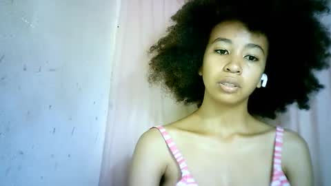 xenna610827 online show from 02-10-25, 06:03