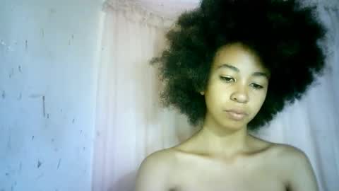 xenna610827 online show from 03-12-25, 03:18