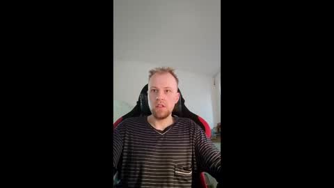 Snapshot of xer187 chatting on 05-18-26, 04:18 Xeharnot online show from 05-18-26, 04:18