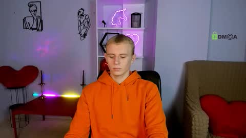 Snapshot of xevier_loyd chatting on 12-04-25, 06:44 xevier online show from 12-04-25, 06:44