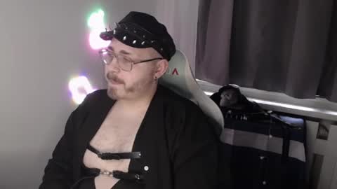 F A B I A N online show from 10-25-25, 07:05