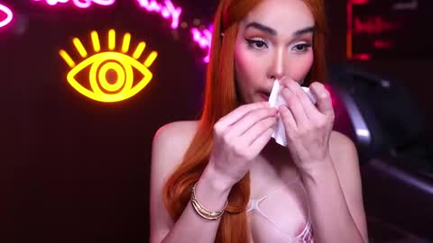 Anne online show from 02-19-25, 01:18