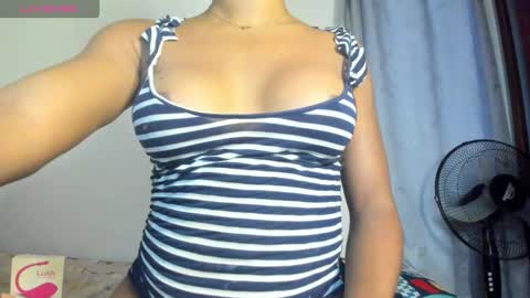 Xia Angel online show from 10-17-25, 11:02