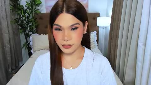 Xia Addison online show from 10-12-25, 01:15