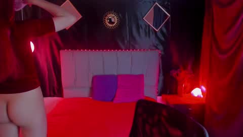 xialee and Lio online show from 12-08-24, 03:43