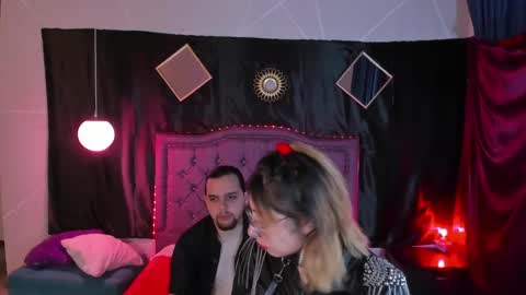 xialee and Lio online show from 01-10-25, 08:29