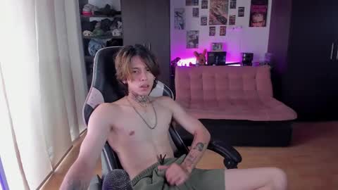 xIce Boy online show from 05-06-26, 08:47